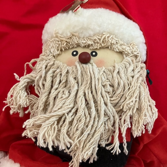 Sitting Santa - Picture 3 of 5